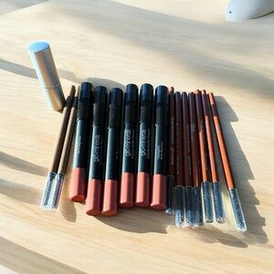 GLO SKIN BEAUTY MAKEUP LOT - LIPSTICK, BROW LINERS SUEDE MATTE CRAYONS (LOT#64)